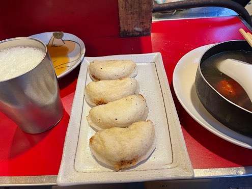 「喜柳」のもちもち餃子