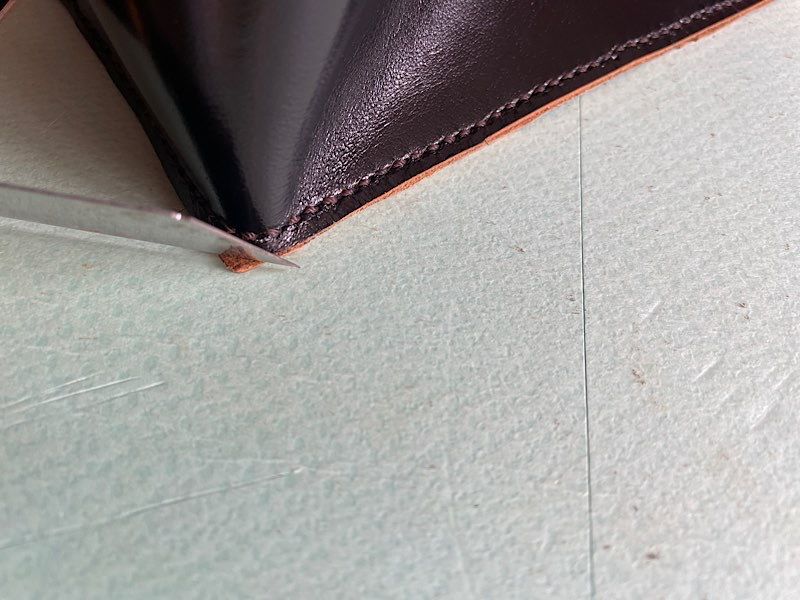 シンプルなスクエアミニトートバッグ