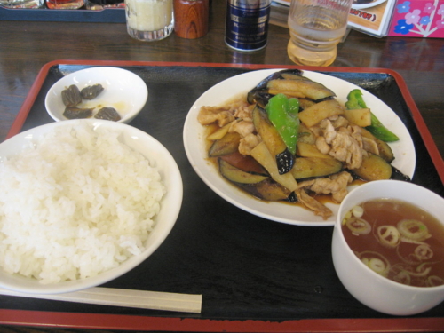 茄子の生姜炒め定食