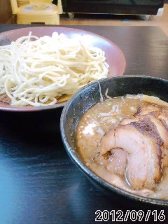 つけ麺半チャーシュー