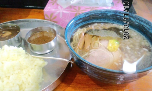 ラーメンとカリーのセット