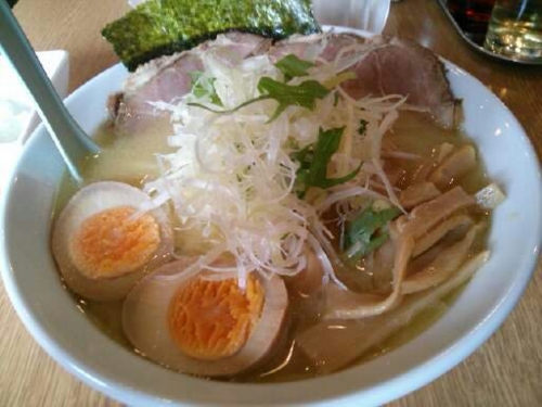 5月25日。特製鶏パイタンラーメン＠あじりん