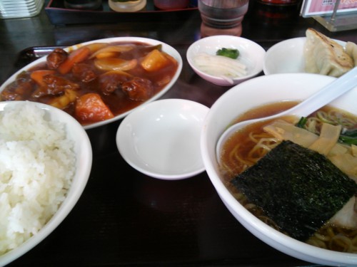 酢豚とラーメン餃子セット