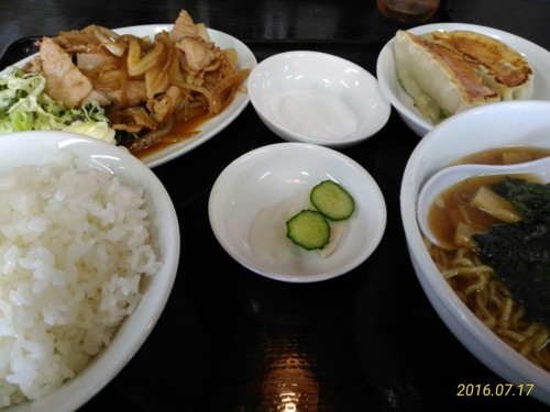 豚しょうが焼きラーメン餃子セット＠東京亭