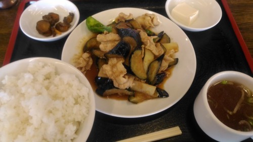 茄子と豚肉の生姜焼き定食