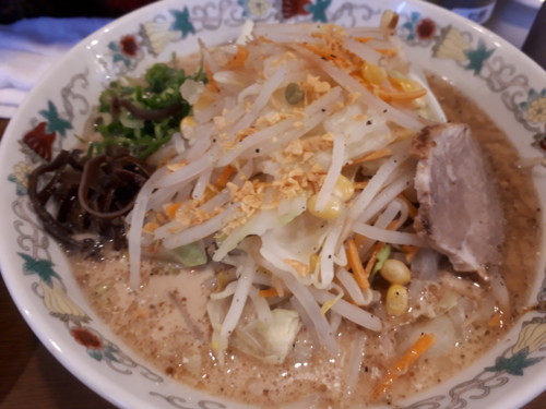 野菜たっぷりラーメン