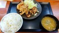 [からやま][☆]出汁からあげと出汁やきとり定食