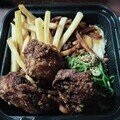 [からやま]味噌煮込みうどん盛り弁当