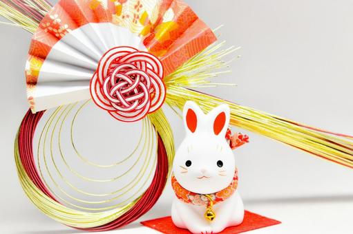 新年 うさぎとしめ縄