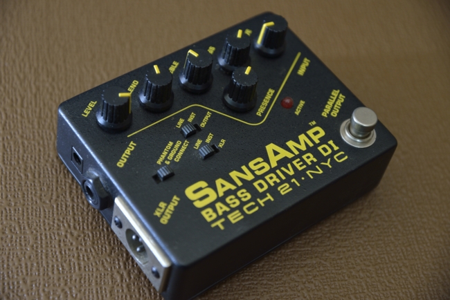 TECH21から新たなベース用DI！「SansAmp VT Bass D.I.」登場