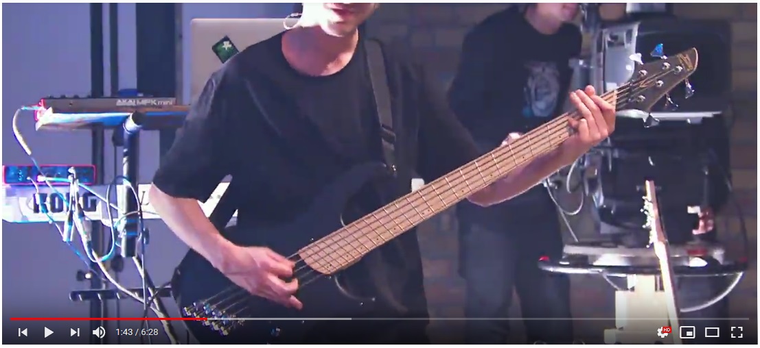 話題のドイツ発モダンメタル Djentバンド Unprocessed の機材を動画からまとめてみた きになるおもちゃ ギター エフェクター アンプ Dtm関連の情報サイト