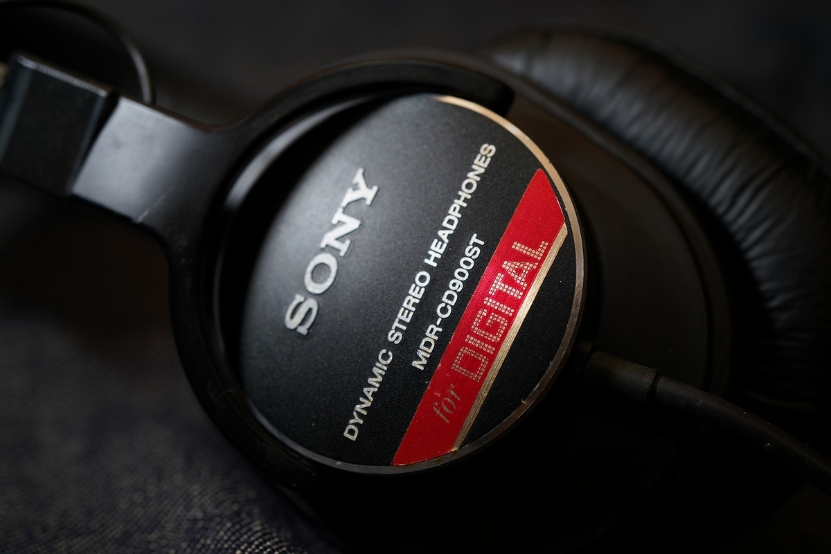 赤ミミ)SONY MDR-CD900ST ダイナミックステレオヘッドフォン MDR