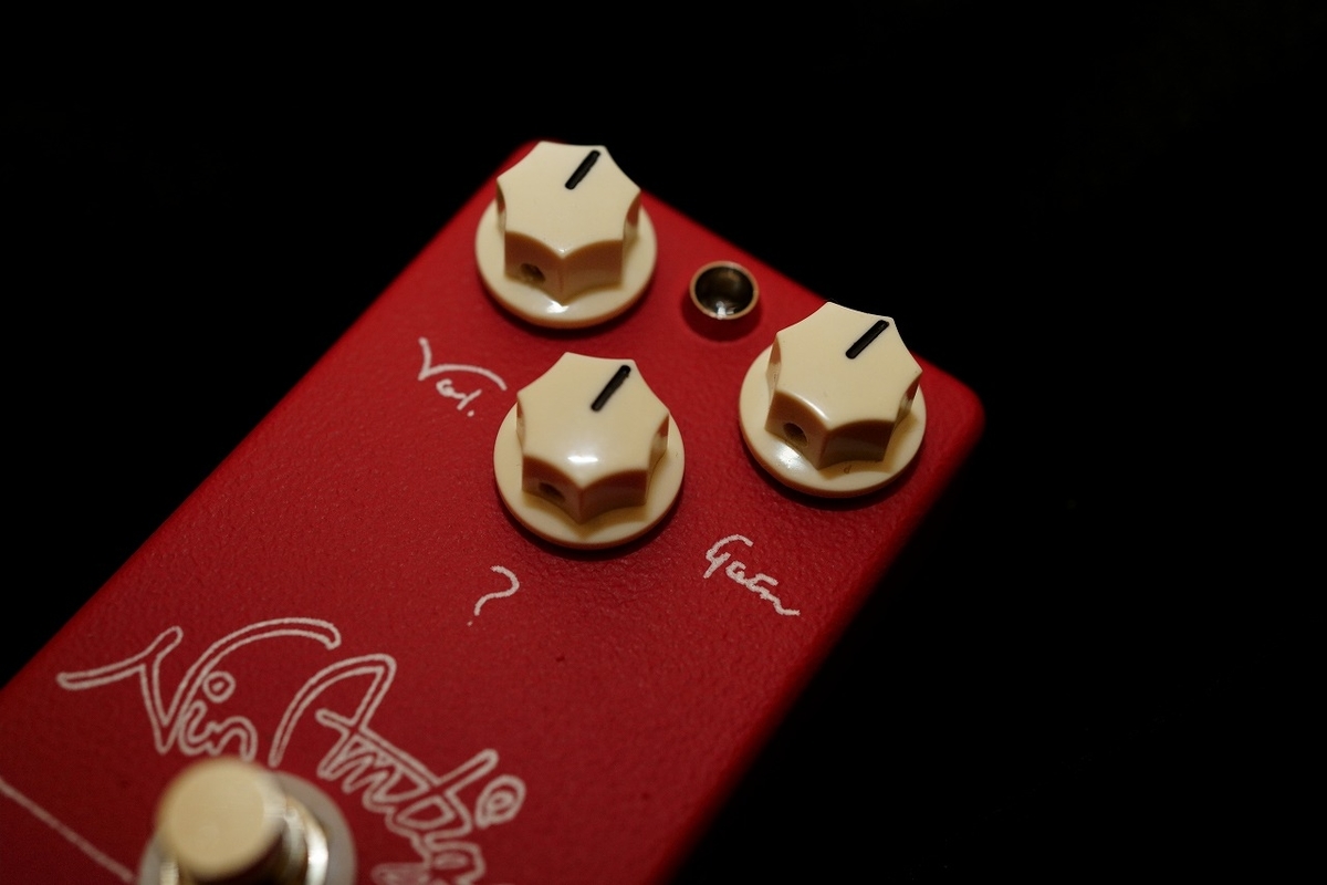 ギター Vin-Antique UFO84 Ver.1 話題のあの赤いファズ、「Vin Antique UFO'84」レビューします