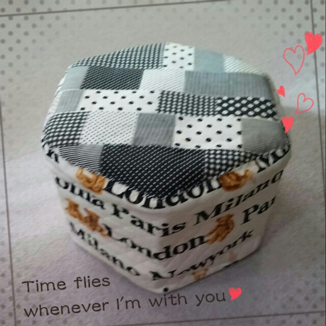 牛乳パック椅子をプレゼント ももの茶話会