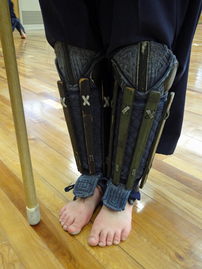 なぎなた すね当て なぎなた 上製すね当て 各サイズ有 新品 すね当て