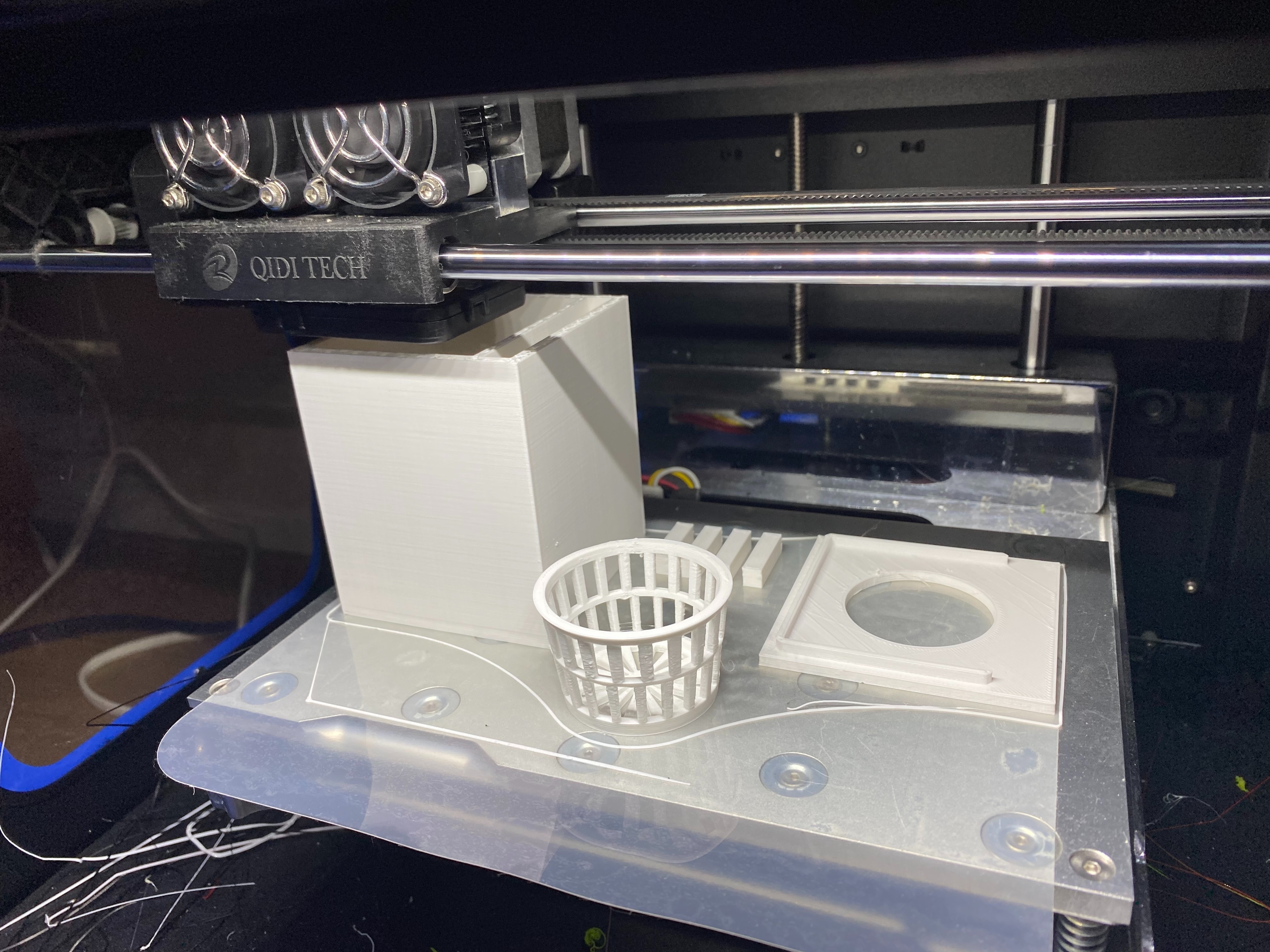 f:id:toyoshi:20200508094255j:plain f:id:toyoshi:20200508094255j:plain