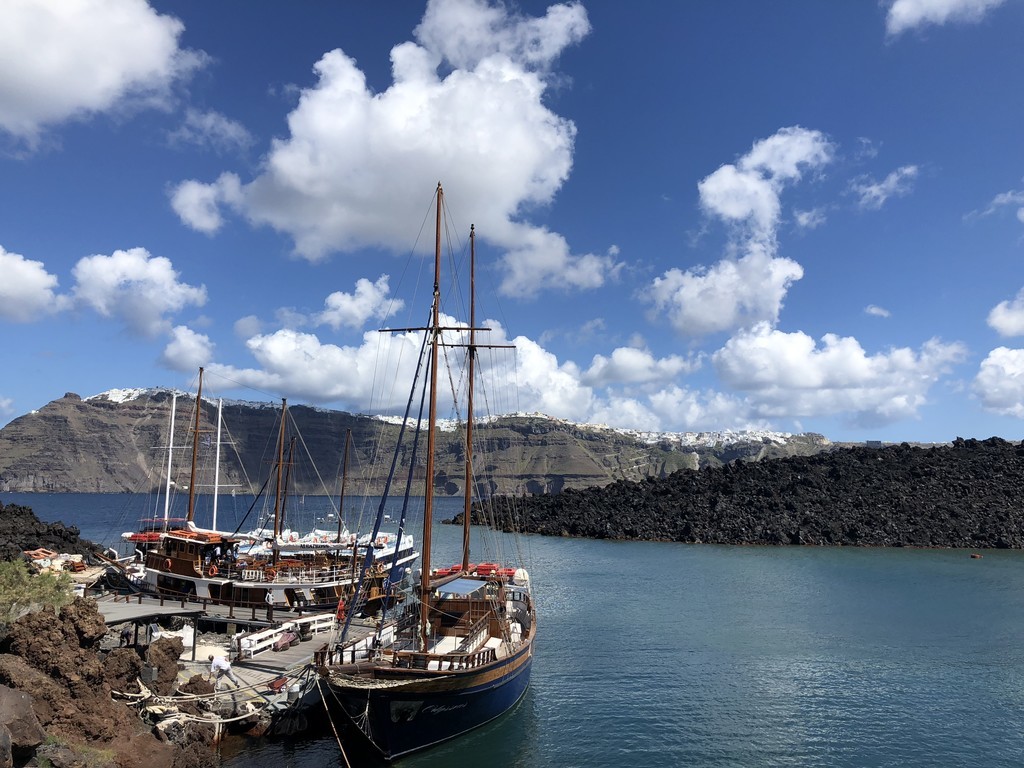 サントリーニ島と火山 Toyship Org