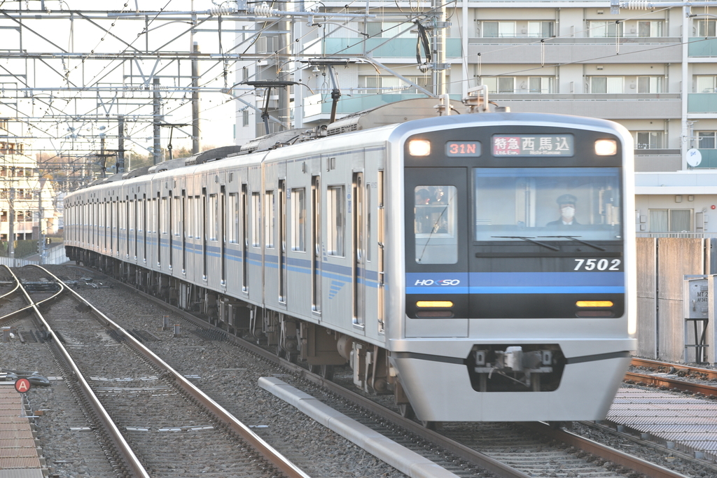 f:id:tozai-metro:20190116015853j:plain