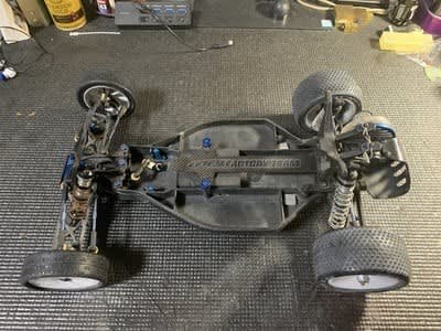 初代・依怙贔屓w(RC10B4) - こんぺハウス