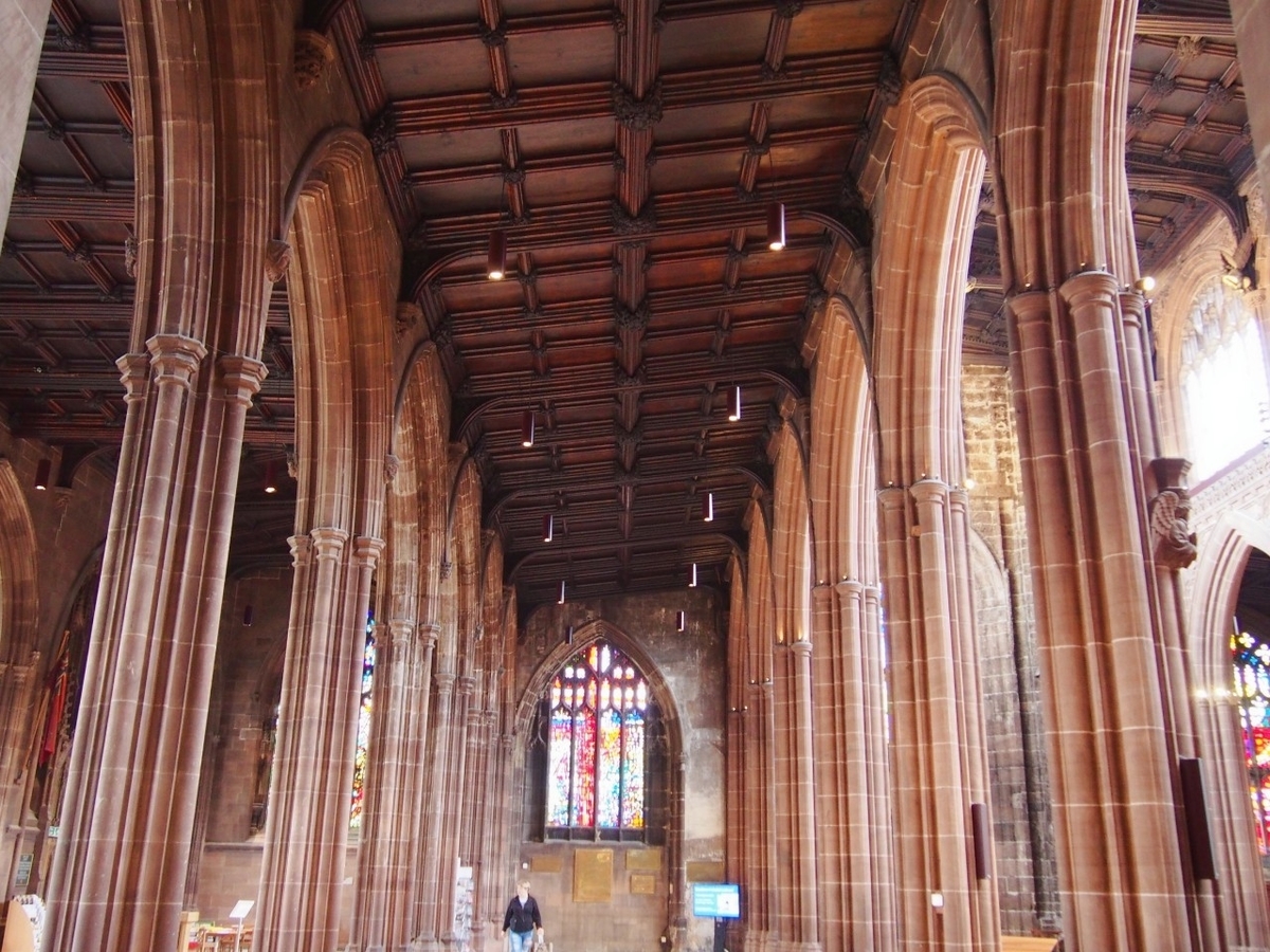 イギリス マンチェスターで必見の教会 大聖堂3選 Manchester Cathedral St Mary S Church Holy Name Church To Travel Is To Live