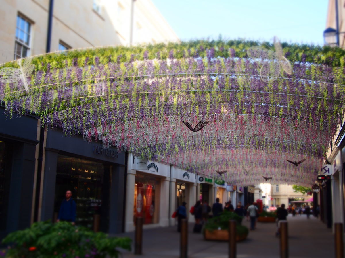 ショーウィンドウ は英語で何と言う イギリス バース To Travel Is To Live