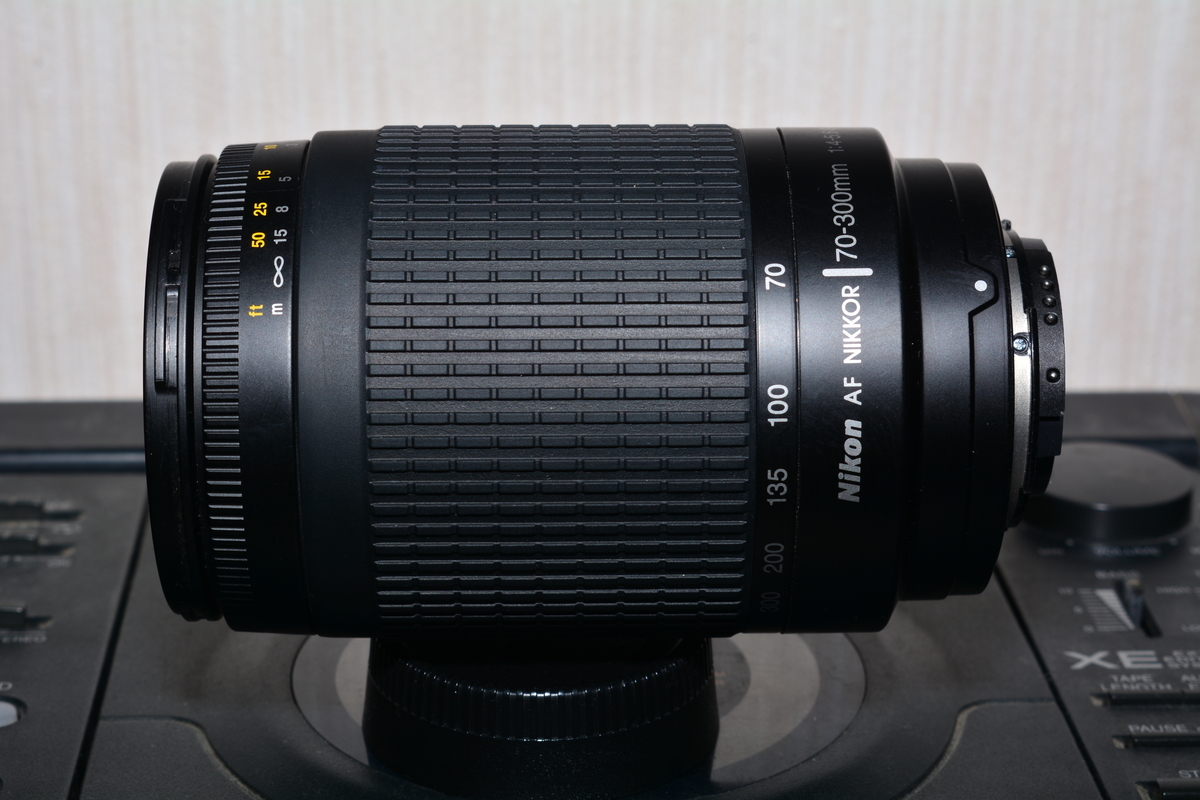 Nikon F カメラ　AF NIKKOR レンズ ざっくり分かる気がするFマウントニッコールレンズ体系理論