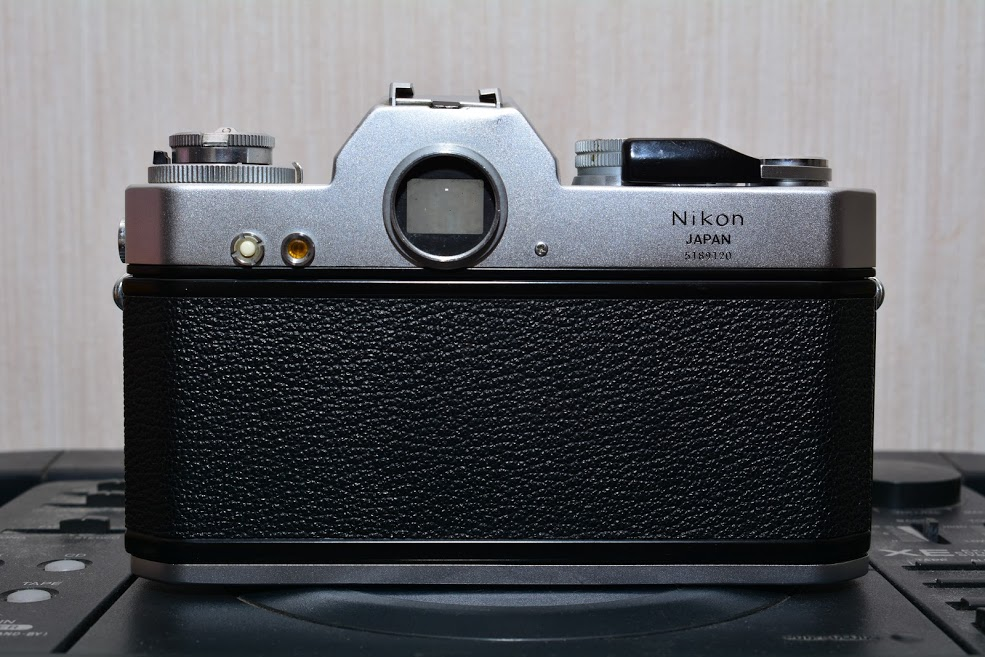 機材紹介:Nikon Nikomat EL - リトルニコ爺の手記 機材紹介:Nikon Nikomat EL - リトルニコ爺の手記