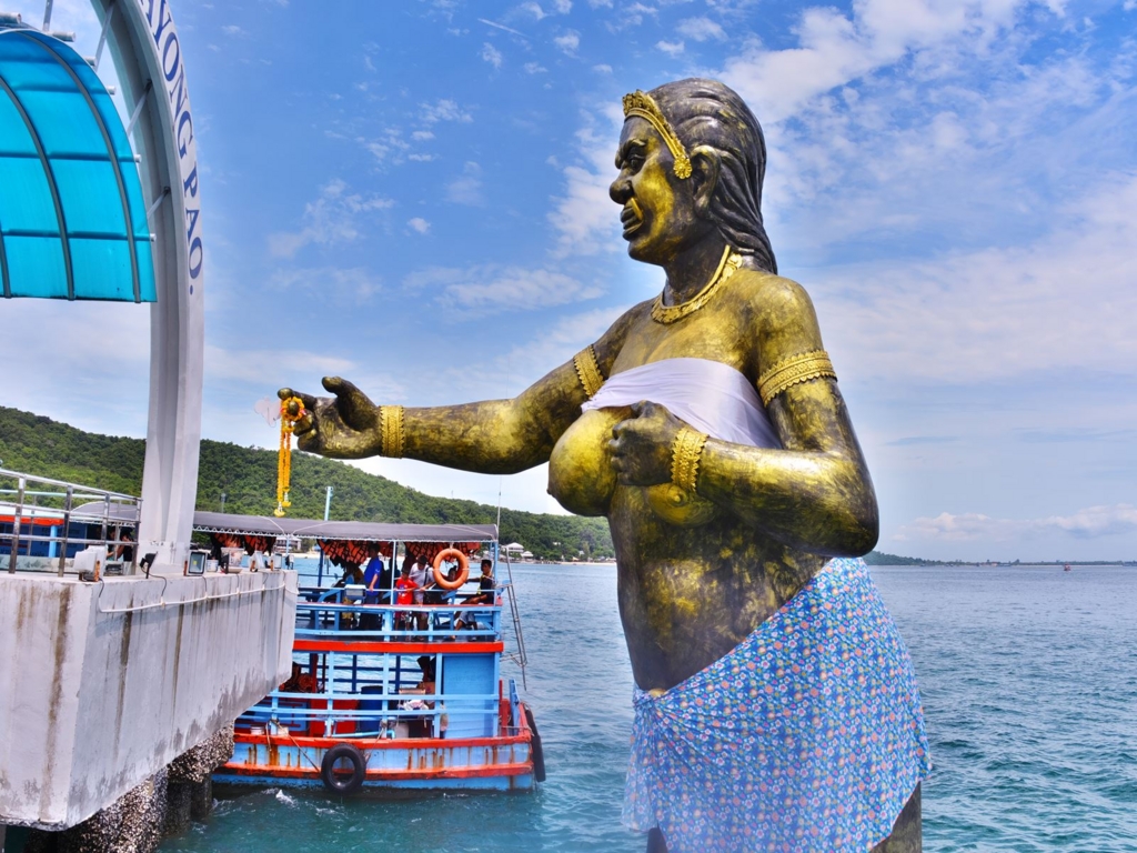 サメット島からバンペー埠頭さらにバンコクへ これがサメット島の話題最後です Tranning S Diary 旅のフォトコラムダイアリー