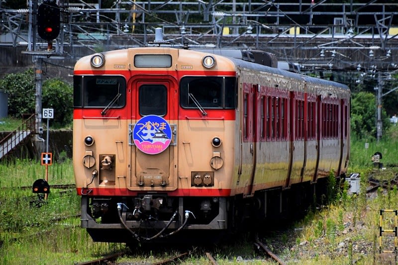 キハ47 381系 EF64 水島臨海 - Train Spotter's Weblog