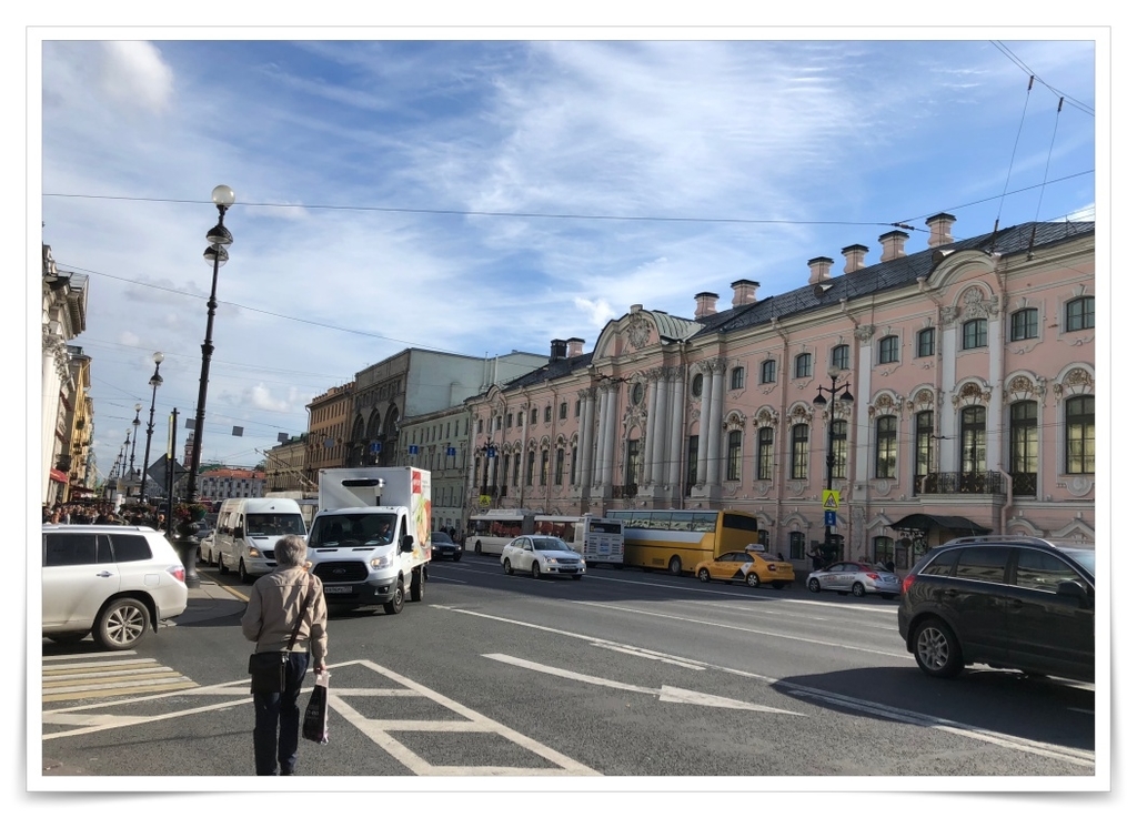f:id:travel-diary:20181117213701j:plain f:id:travel-diary:20181117213701j:plain