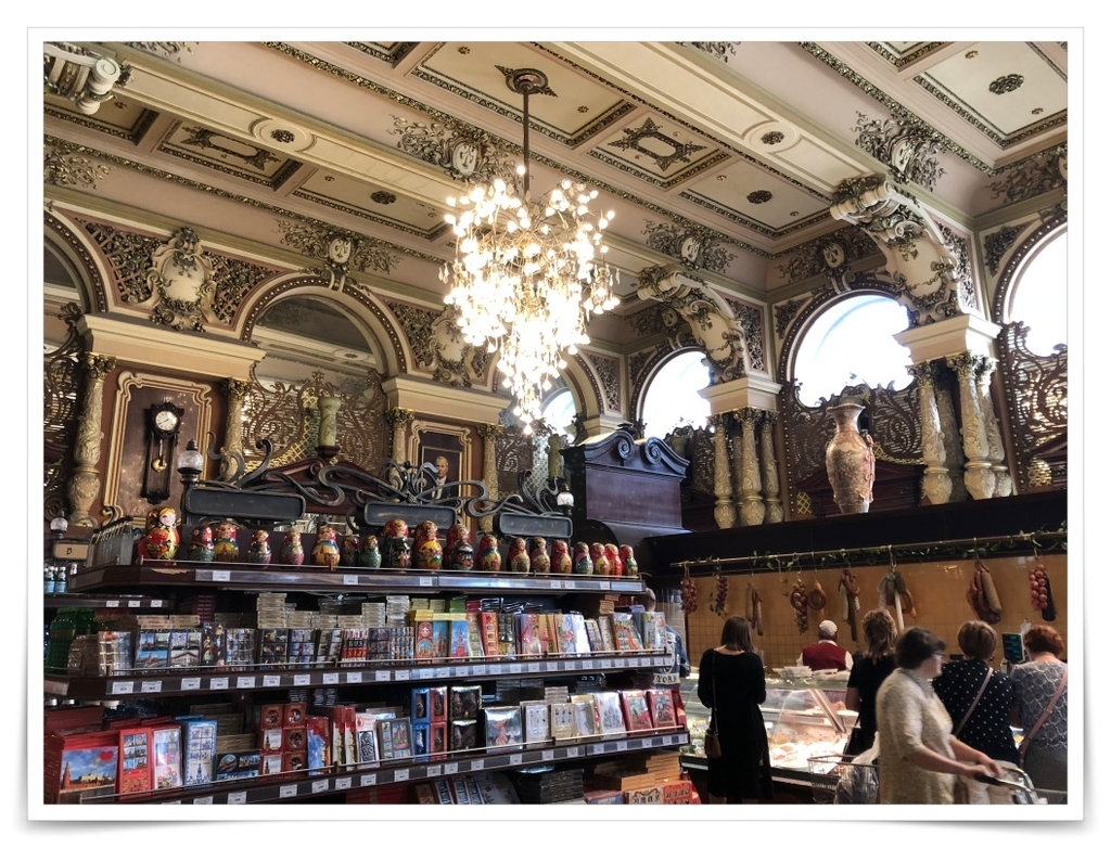 f:id:travel-diary:20181130005619j:plain f:id:travel-diary:20181130005619j:plain