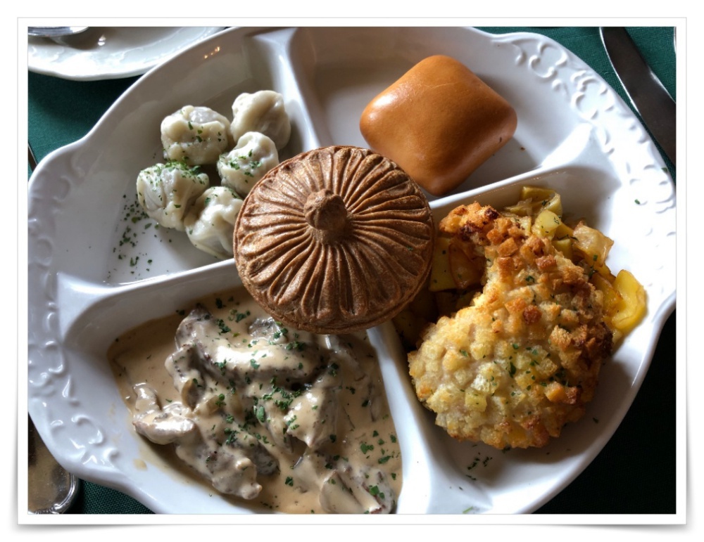 f:id:travel-diary:20181206215448j:plain f:id:travel-diary:20181206215448j:plain