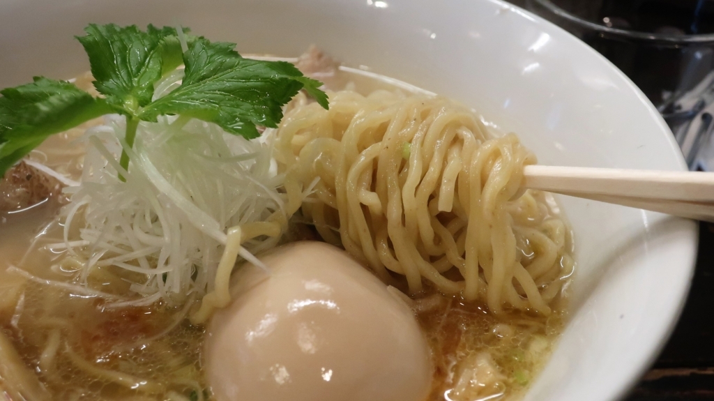 f:id:travel_jarna:20180419191526j:plain