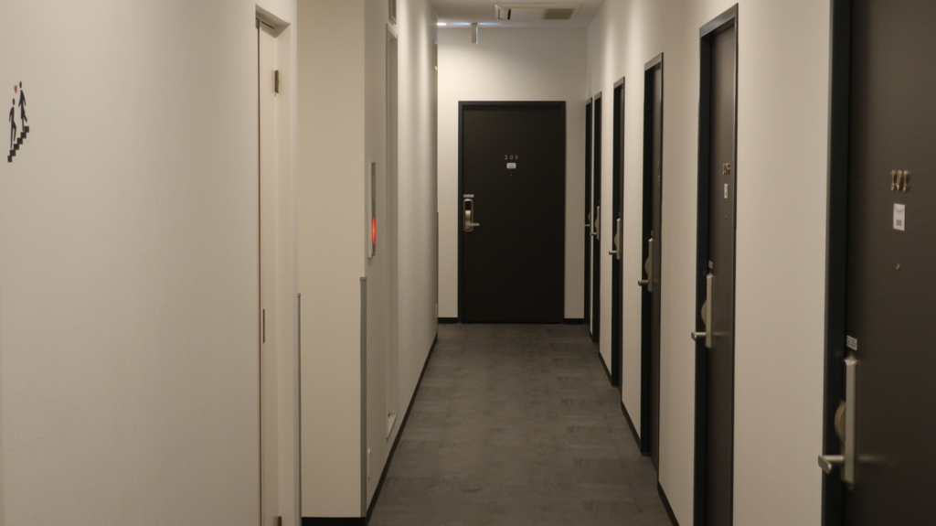 f:id:travel_jarna:20180513124758j:plain