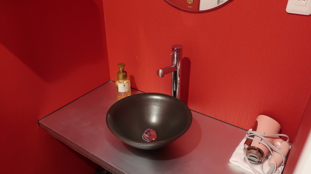 f:id:travel_jarna:20180513124824j:plain