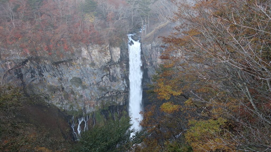 華厳の滝 紅葉