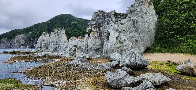 青森】圧巻！『仏ヶ浦』は下北半島随一の絶景スポット！ - 旅人
