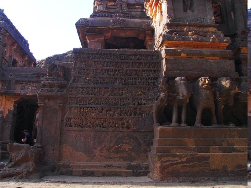 f:id:travellingaroundindia:20200522032923j:plain f:id:travellingaroundindia:20200522032923j:plain
