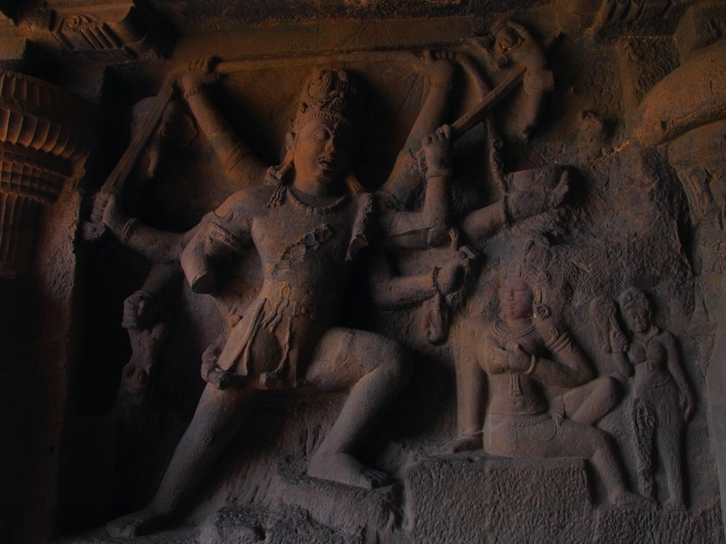 f:id:travellingaroundindia:20200522033136j:plain f:id:travellingaroundindia:20200522033136j:plain