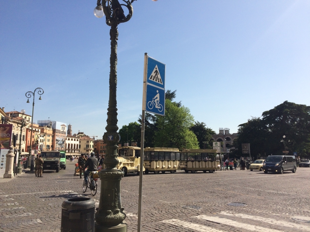 f:id:travelturedure:20180520171623j:plain