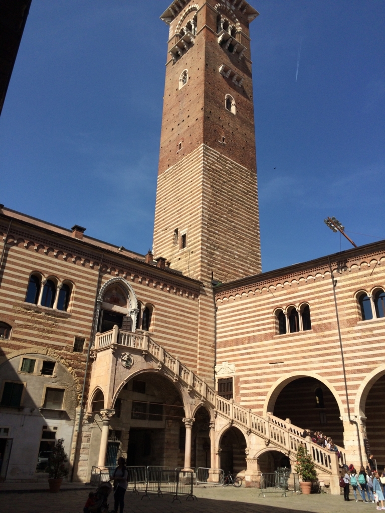 f:id:travelturedure:20180520171746j:plain