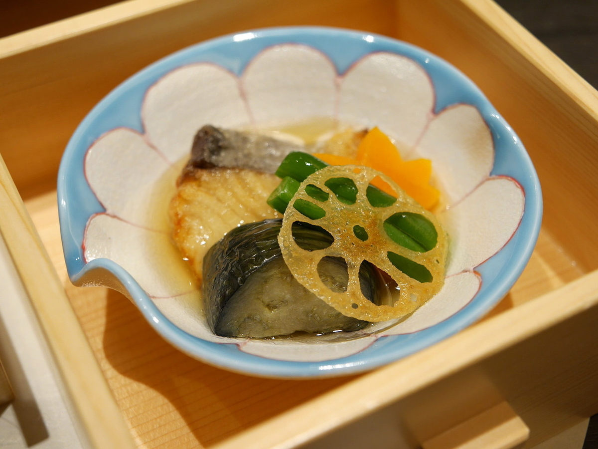 天然白身魚と地野菜の煮物