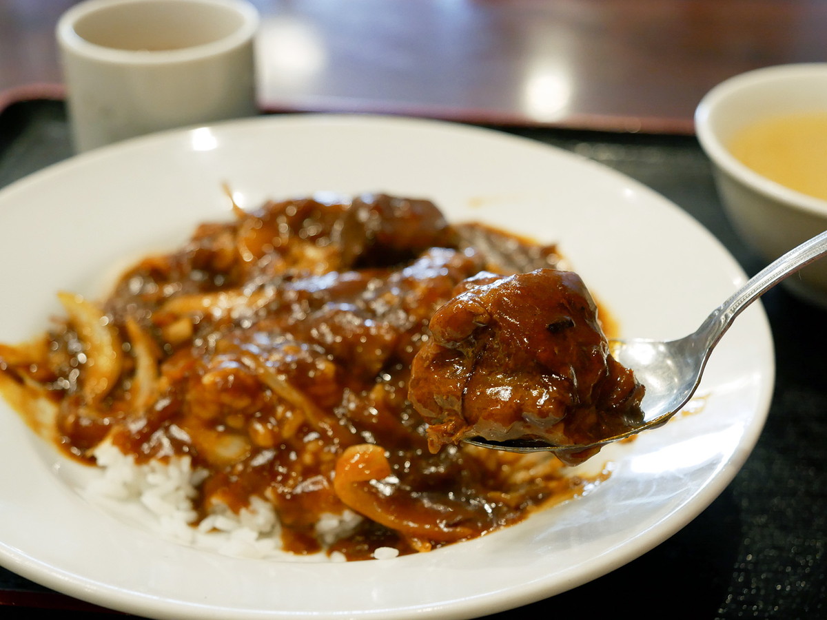 牛バラ肉カレーご飯（990円）