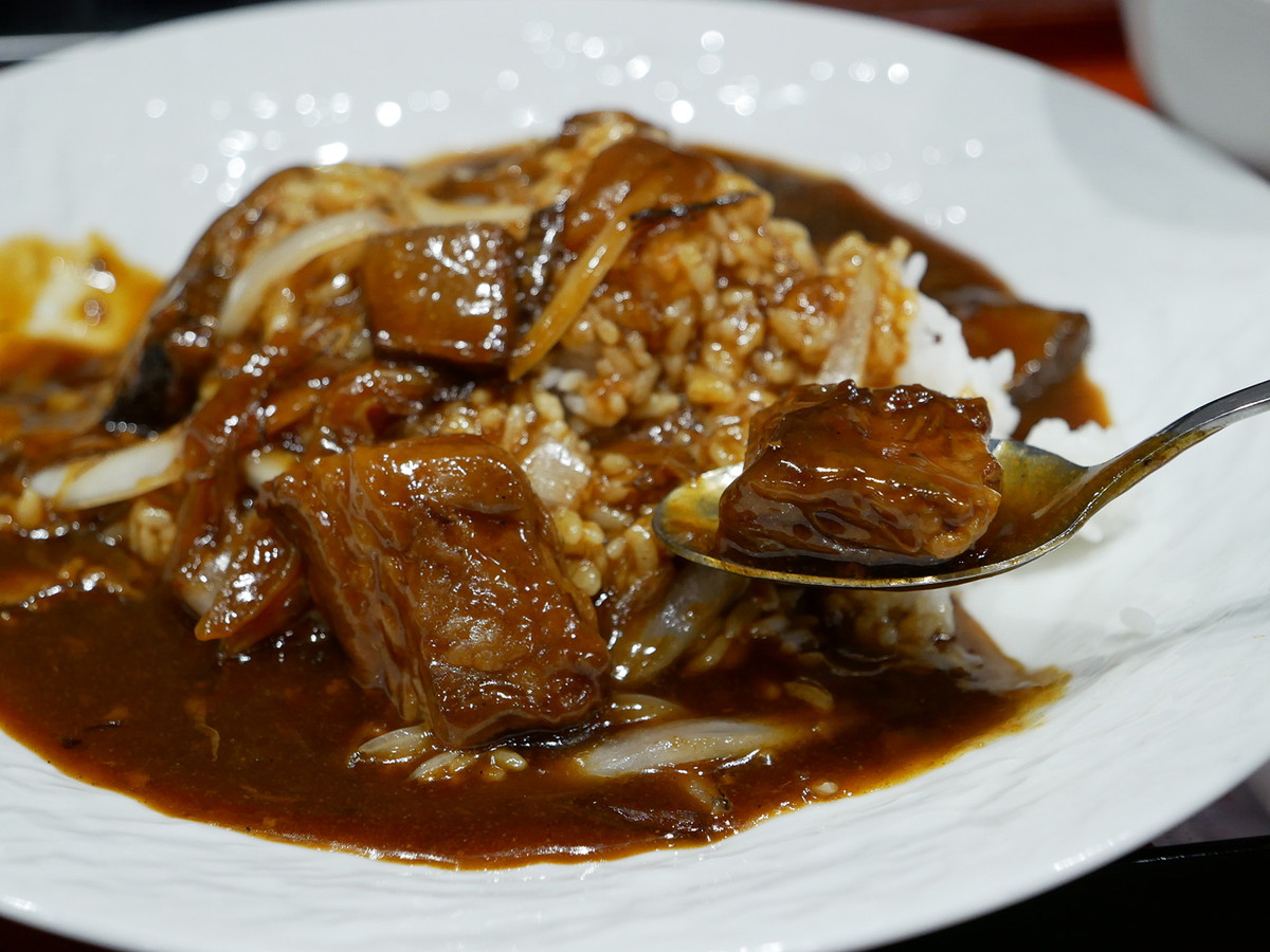 保昌「牛バラ肉カレーご飯」