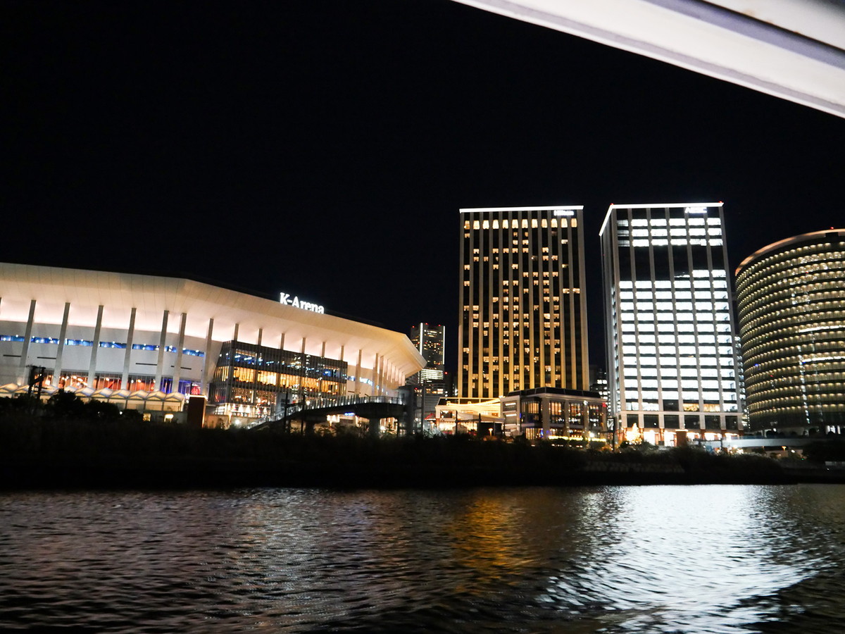 新名所のKアリーナ横浜やヒルトン横浜が見えました