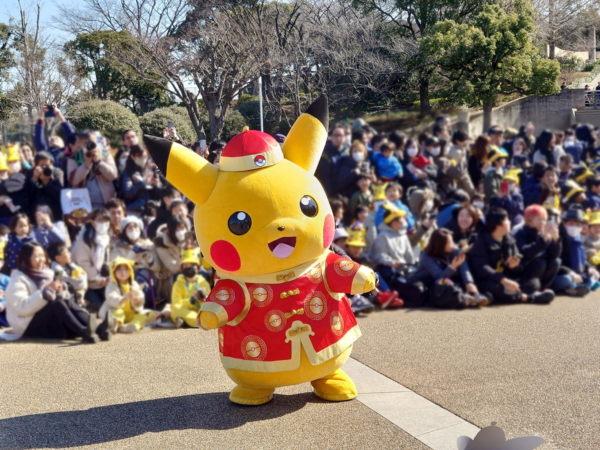 特別衣装をまとったピカチュウ