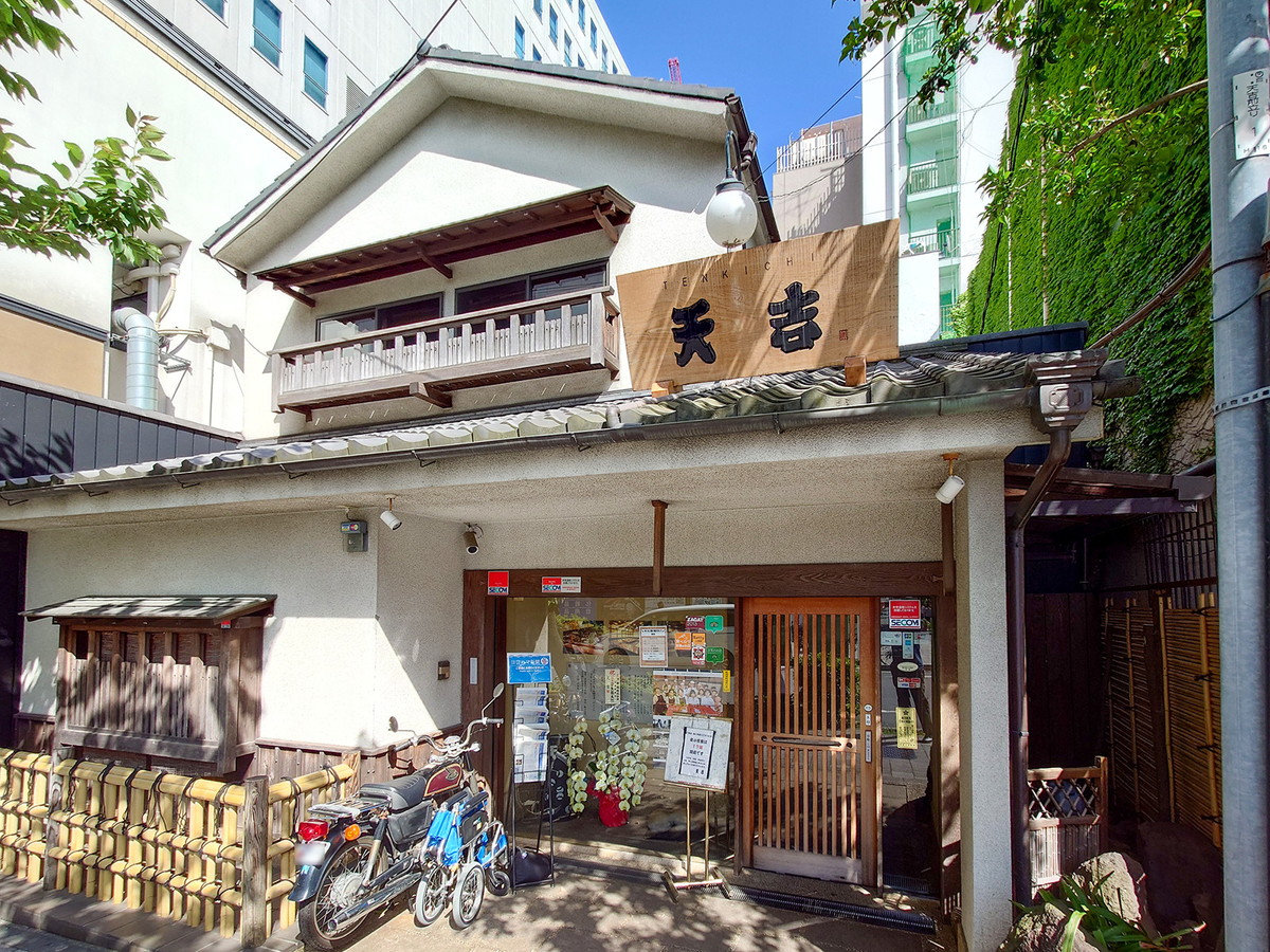 関内駅北口から徒歩約1分の好立地