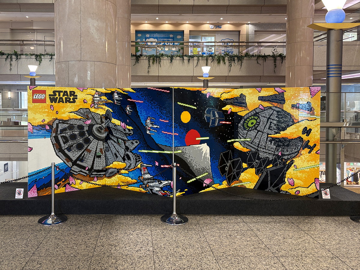 「セレブレーション ジャパン2025」でも展示されていた日本画風のレゴ(R)スター・ウォーズ モザイクアートビルド（ランドマークプラザ 2階）