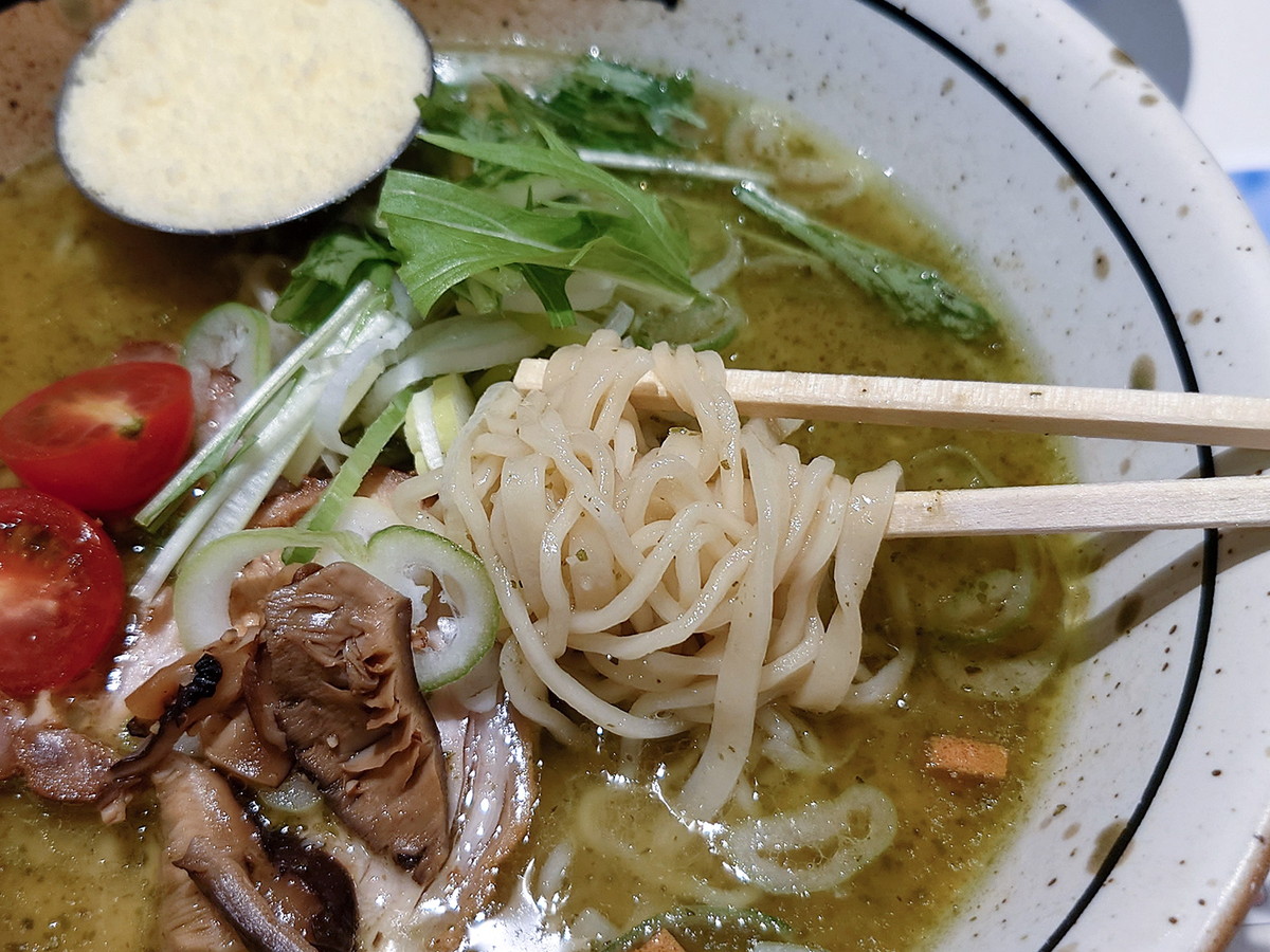 「博多文福」の代名詞ミックス麺