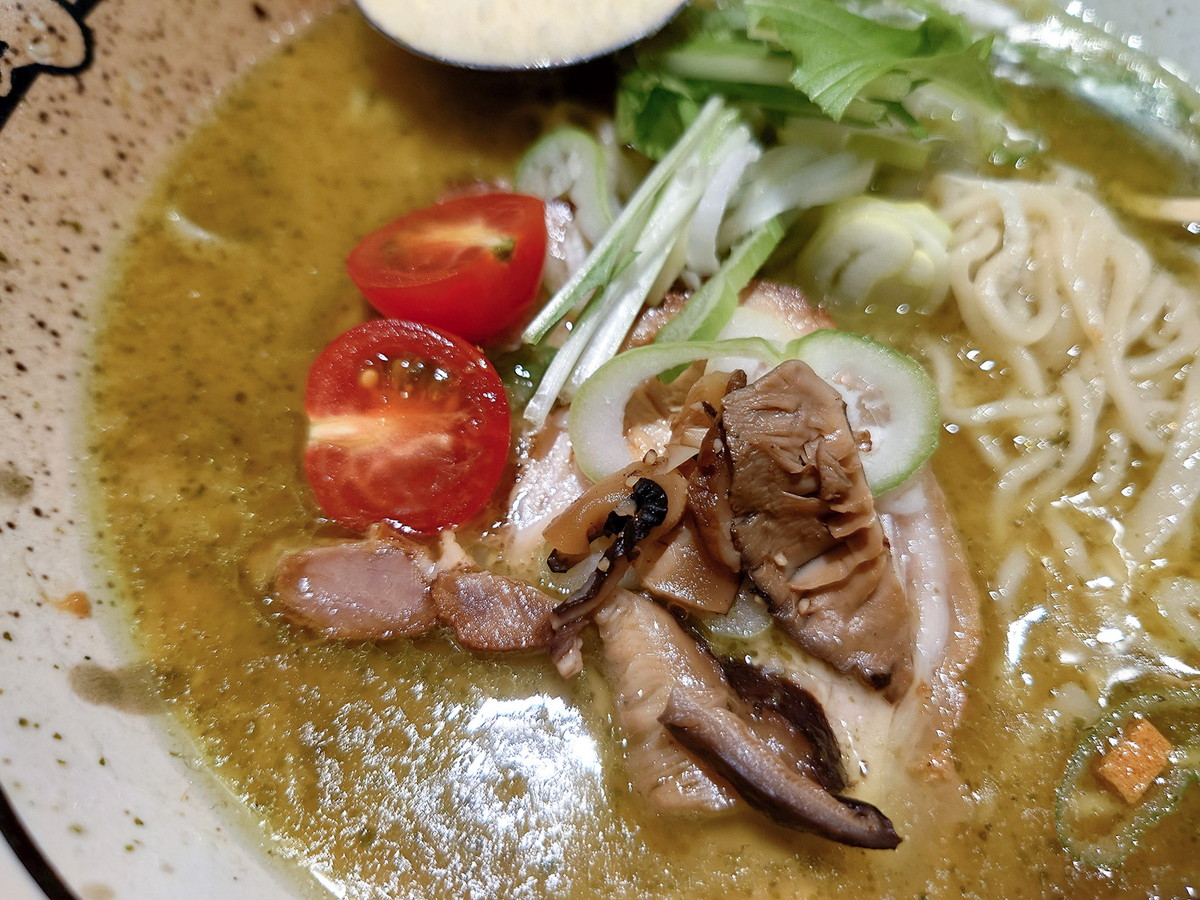 椎茸はトッピングにも使われていました